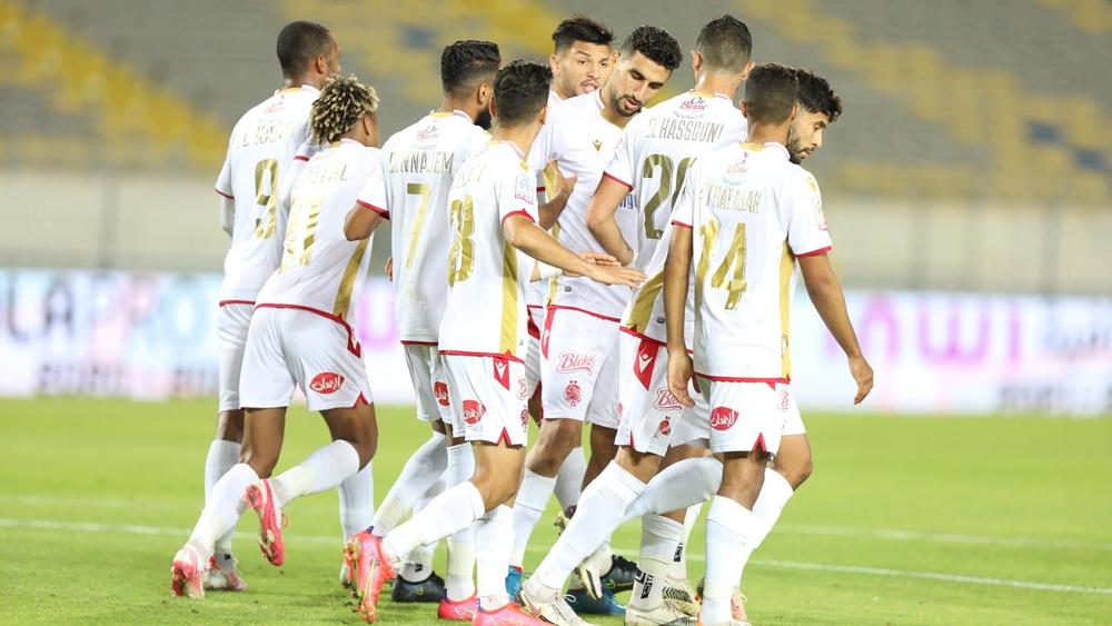 "ديربي" عربي بثوب أفريقي يجمع الوداد الرياضي بمولودية الجزائر وعين ممثل المغرب على تحقيق نتيجة إيجابية قبل لقاء العودة بالبيضاء