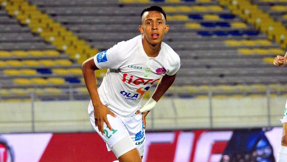 الأهلي المصري لـ"البطولة": "لم ندخل في أية مفاوضات مع الرجاء بشأن سفيان رحيمي وما يتم تداوله لا أساس له من الصحة"