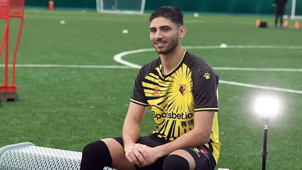 بعد تحقيق الصعود إلى الدوري الإنجليزي الممتاز.. واتفورد يعلن رحيل أشرف لزعر عن صفوفه