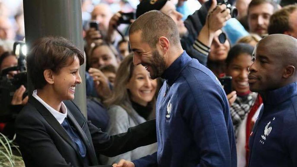 بلقاسم ذات الأصول المغربية (وزيرة التعليم السابقة بالحكومة الفرنسية): "سعيدة للغاية بعودة بنزيما"