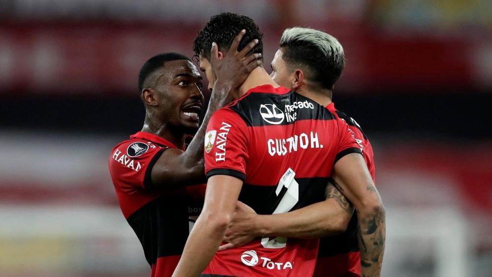 فلامينغو يحجز مقعدا في ثمن نهائي كوبا ليبرتادوريس بصعوبة