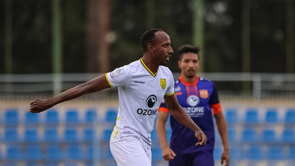 الدفاع الحسني الجديدي يتغلب على ضيفه المغرب الفاسي (3-1) والأخير يتجرع هزيمته الأولى تحت قيادة مدربه الجبال