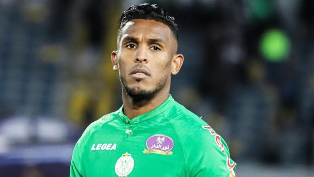 جماهير الرجاء تشّن حملةً لسحب المتابعة من حساب الورفلي بـ"أنستغرام"