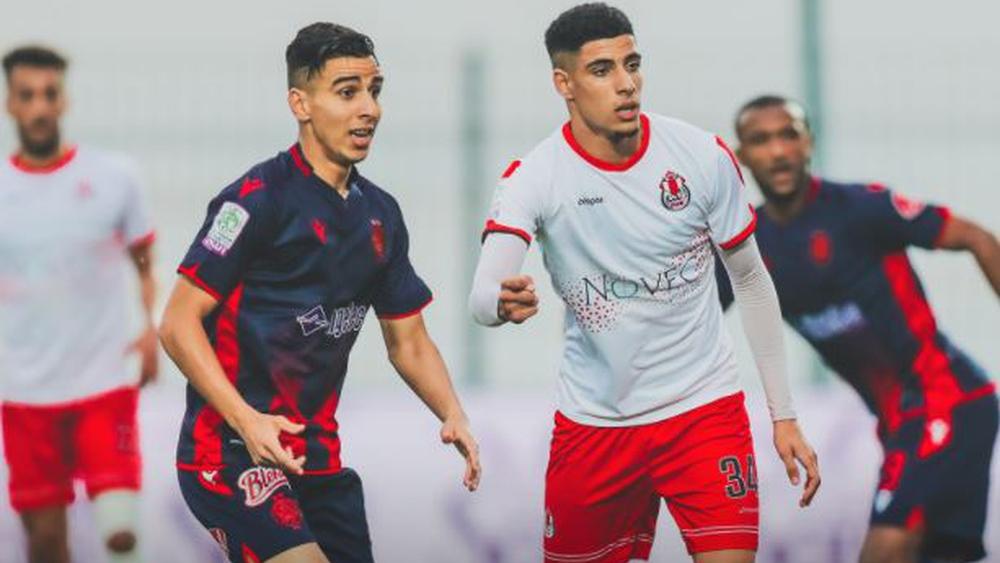 مواجهة الفتح الرياضي والوداد المتصدر تنتهي بلا غالب ولا مغلوب