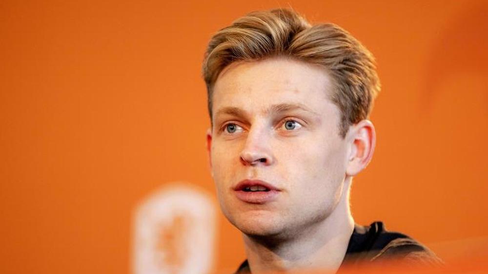 دي يونج: "منتخب فرنسا هو المرشح الأبرز للفوز بكأس أمم أوروبا"