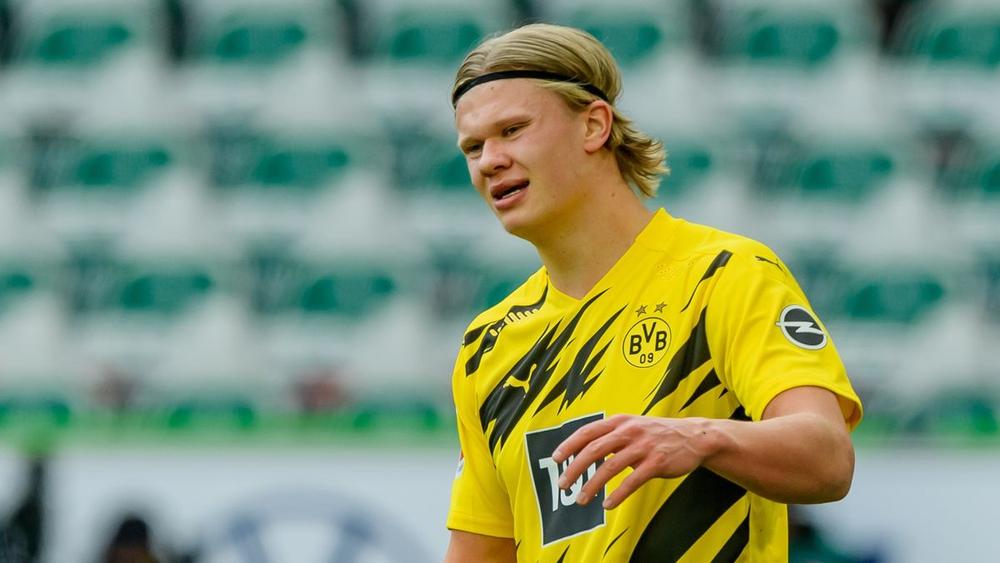 مجلة "كيكر" تستبعد هالاند من "تشكيلة الموسم" وتضع مكانه أندريه سيلفا