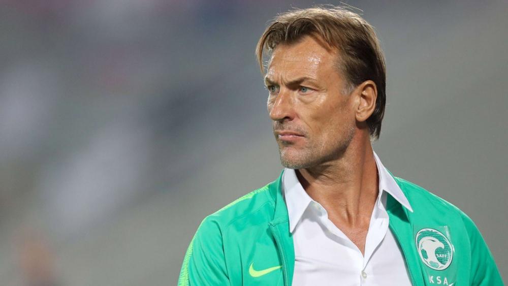 رونار بعد اقتراب السعودية من بلوغ الدور الثاني من تصفيات "كأس العالم": "الحديث عن مونديال قطر أمر سابق لأوانه والكرة السعودية غنية بالمواهب"