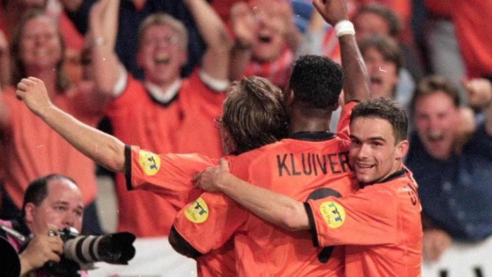 أكبر النتائج المسجلة في تاريخ كأس أمم أوروبا.. فوز هولندا على يوغوسلافيا (6-1)