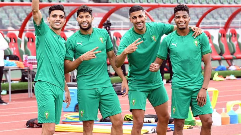 لاعبو الوداد الدوليون يلتحقون بمقر إقامة الحمر بعد مباراة الأسود وغانا الودية