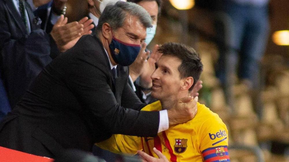 الكشف عن عرض لابورتا لميسي.. التجديد لموسمين مقابل 100 مليون يورو