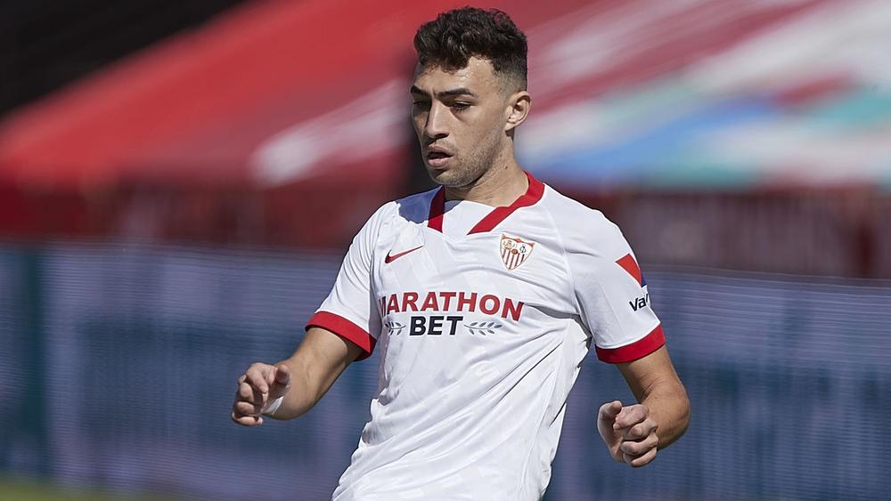 منير الحدادي على رادار ديبورتيفو ألافيس وساوثهامبتون