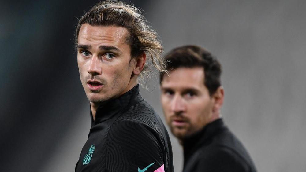 غريزمان يؤكد على "حُسن علاقته" بميسي ويُوضح: "سترسل إليه بطيخًا ويُحوّله لك إلى كافيار!"