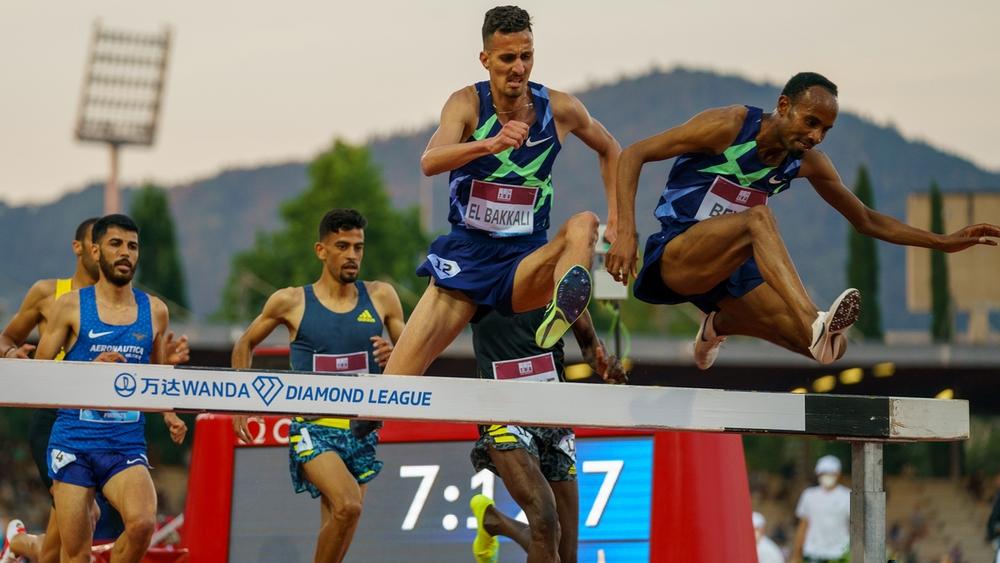 سفيان البقالي يُحقق "رقمًا عالميًا" في سباق "3000 متر حواجز" ضمن ملتقى روما "للعصبة الماسية"