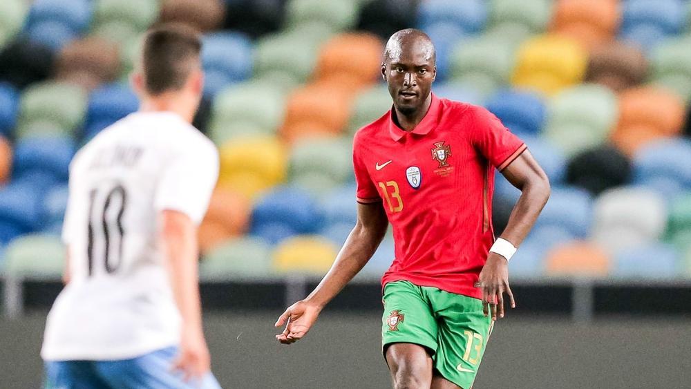 دانيلو بيريرا (لاعب منتخب البرتغال): "نفكر في أمر واحد وهو الاحتفاظ بلقب كأس أمم أوروبا"