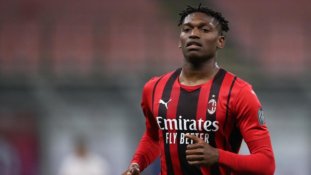 خورخي مينديز يعرض مهاجم ميلان "رافائيل لياو" على ريال مدريد