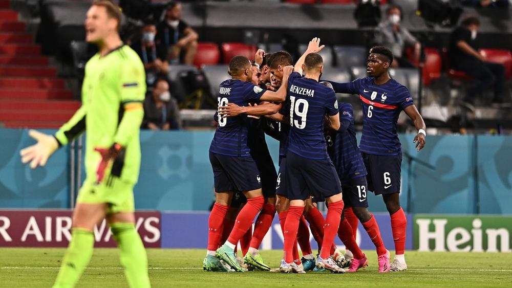 فرنسا تستهل رحلة البحث عن اللقب الثالث في "اليورو" بانتصار على ألمانيا في قلب ملعب "أليانز أرينا"