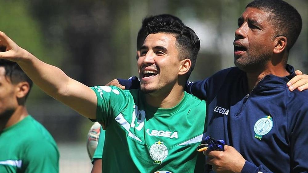 بعثة الرجاء تعود للبيضاء والشابي يبرمج حصة اليوم بمركب "الوازيس" لإزالة العياء