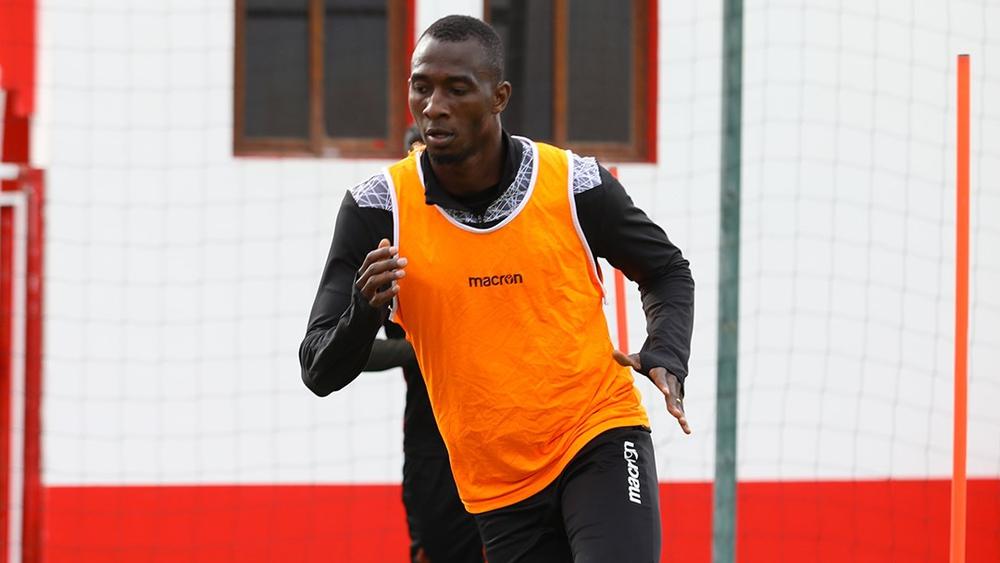 كومارا وحيمود أبرز غيابات الوداد الرياضي أمام كايزر شيفس والمدافع الإيفواري قد يلحق بلقاء العودة في ج. أفريقيا