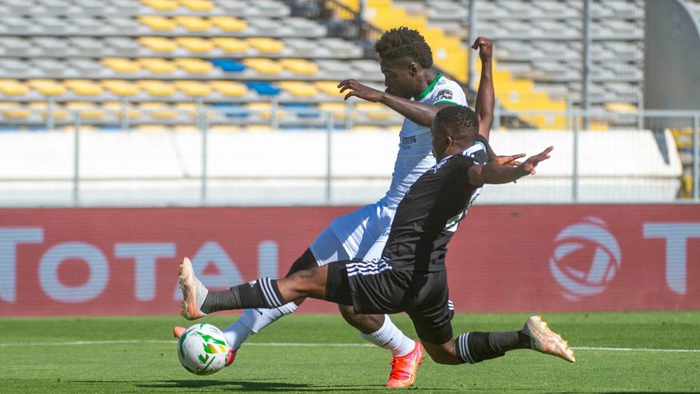 الرجاء يواجه بيراميدز بهدف العودة بنتيجة تقربه من النهائي والفريق المصري عينه على محو آثار هزيمتي دور المجموعات