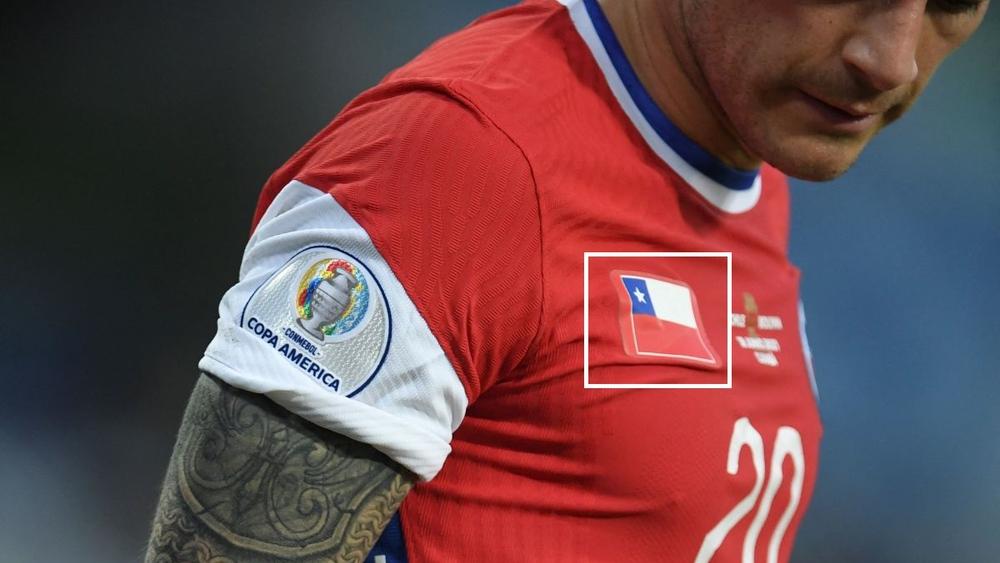 "مشاكل مالية" بين التشيلي "ونايكي" تدفع المنتخب لـ"حجب" شعار الشركة الأمريكية بعلم البلاد في "كوبا أمريكا"