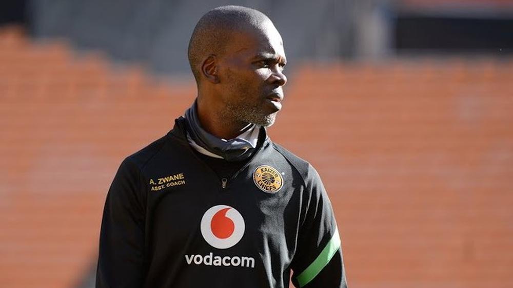 زواني (مساعد مدرب كايزر شيفس): "سنلعب النهائي أمام الأهلي ونحن على دراية مرة أخرى بأننا سنكون الطرف الأضعف"