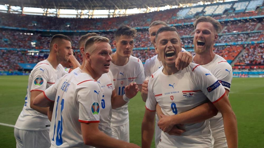 التشيك "تُخرج" هولندا من "يورو 2020" وتضرب موعدا مع الدنمارك في ربع النهائي