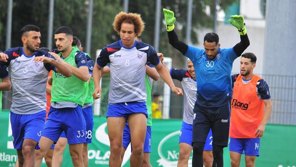 "الماط" يُجري حصته التدريبية الأخيرة قبل لقاء الوداد بـ"الوازيس" بدون خدمات الميموني والحسناوي