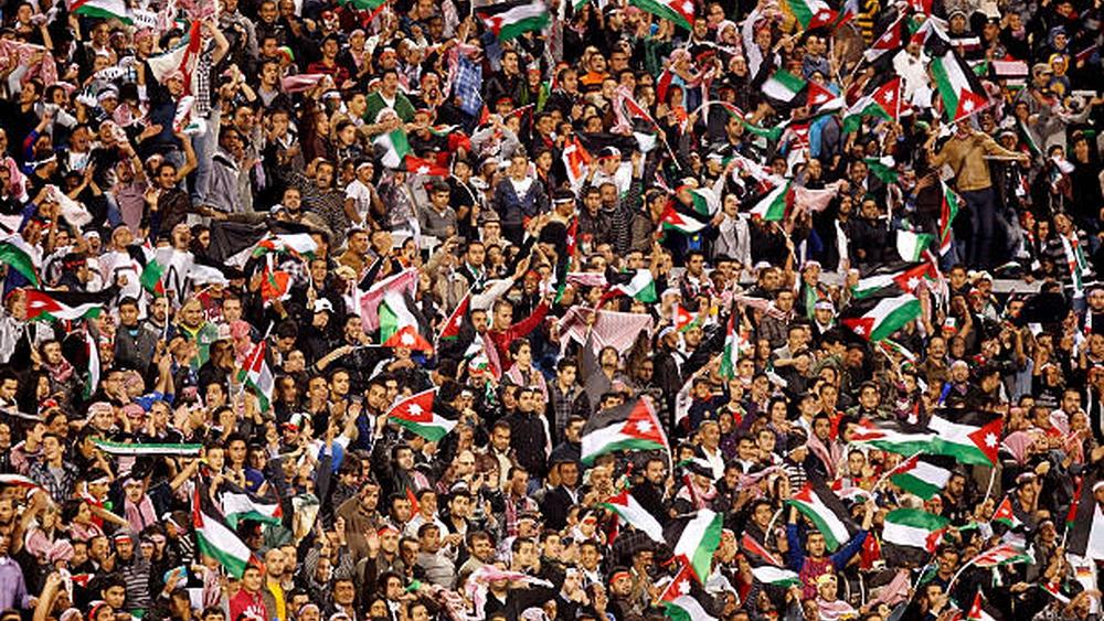 الحياة تعود للمدرجات في الأردن بعد سماح السلطات المحلية بدخول نسبة 30 في المئة من السعة الاستيعابية للملاعب