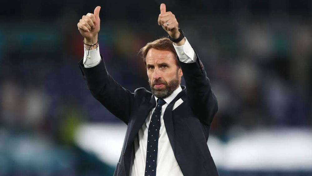 ساوثجيت: "تأهلنا لنصف النهائي بفضل روح المجموعة ونعرف جيدًا قدرات منتخب الدنمارك"