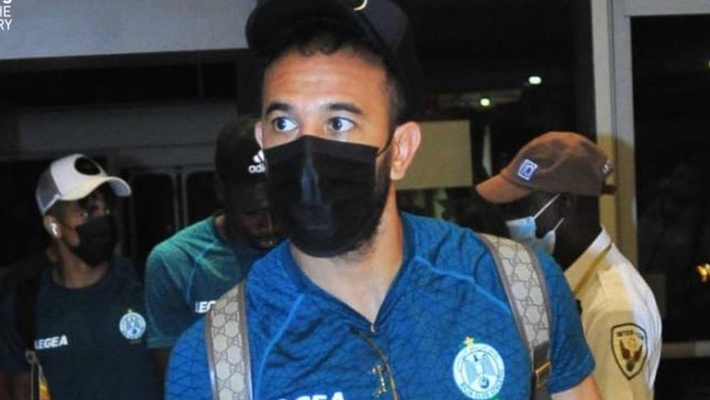 بعثة الرجاء تحط الرحال بكوتونو البنينية تحسباً لنهائي كأس الكونفدرالية