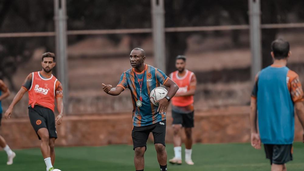 نهضة بركان يواجه اتحاد طنجة محروماً من خمسة لاعبين مُقابل استعادته لباعدي والركراكي وتراوري