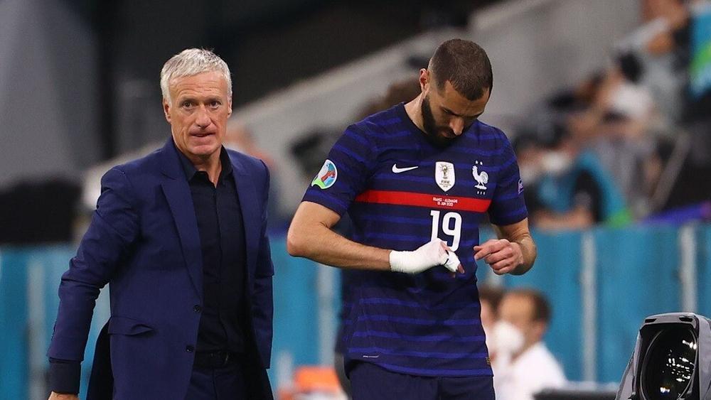 رسميا/ الاتحاد الفرنسي يقرر "بقاء" ديشان كـ"مدرب" لـ"الديكة"