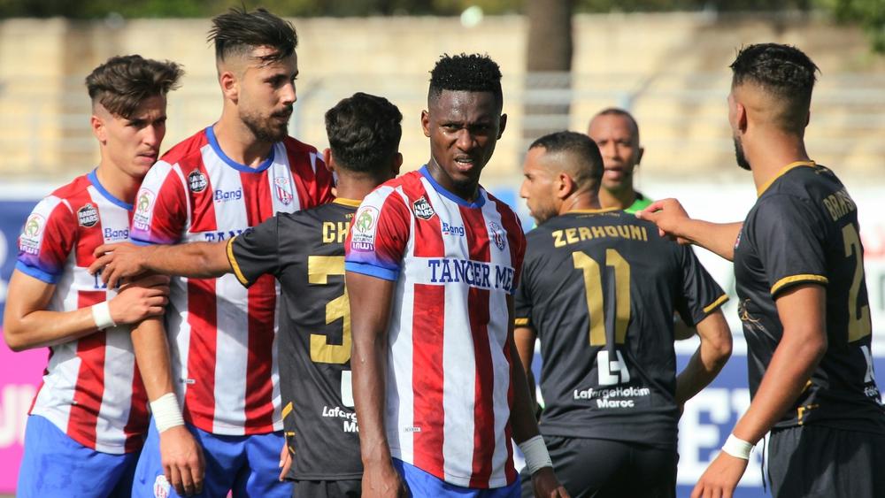 الفتح يفرض التعادل على المغرب التطواني رغم تقدم الأخير بهدفين دون رد في الشوط الأول