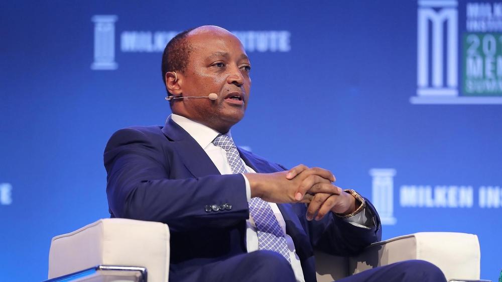 الـ"كاف" يواصل سعيه لإحداث "دوري السوبر الأفريقي" وموتسيبي يؤكد: "سنحاول التعلم من أخطاء الأندية الأوروبية"