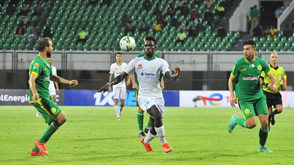 بتفوقه على ش. القبائل.. الرجاء يحقق لقبه الثاني قاريا على حساب أندية الجزائر بعد دوري أبطال أفريقيا 1989 أمام مولودية وهران