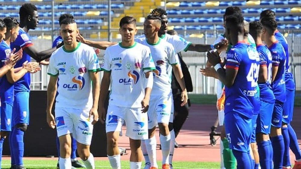 المغرب التطواني يخصص "ممرا شرفيا" للرجاء بعد التتويج بلقب الكونفدرالية