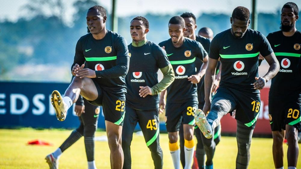 كايزر شيفس يتدرب بملعب الرجاء "الوازيس" تأهبا لمواجهة الأهلي المصري في نهائي دوري الأبطال