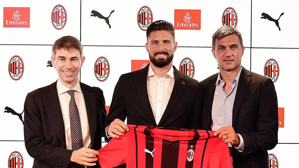 رسميا/ ميلان يضم جيرو من تشيلسي
