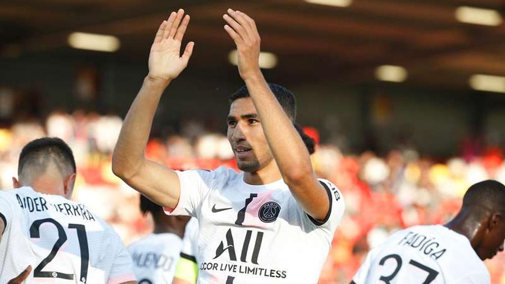 حكيمي: "سعيد بالعودة للعب بعد إصابتي بكورونا وهناك لقب سننافس عليه في مباراة السوبر الفرنسي"