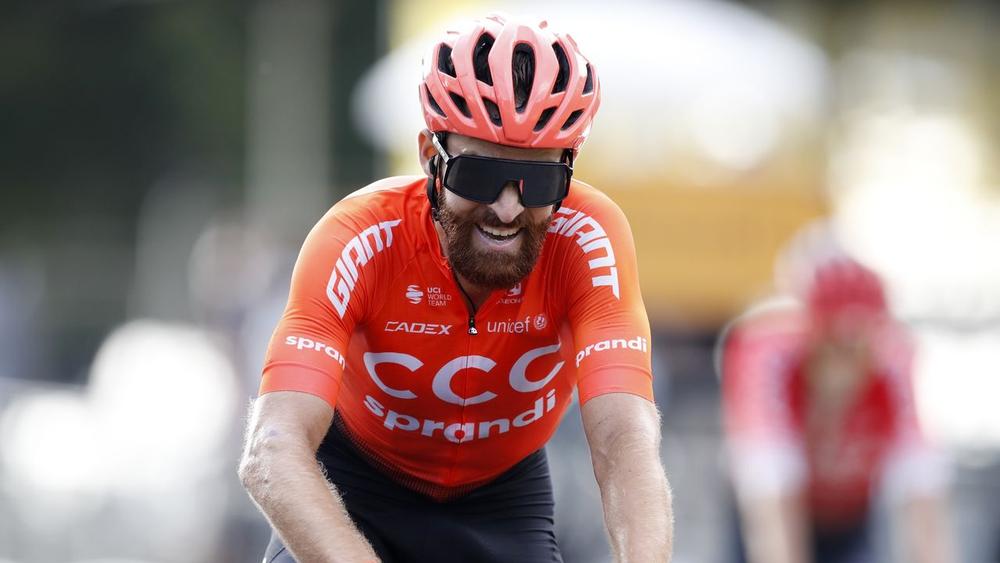 بعد إصابته بكورونا.. الدراج الألماني "جيشكه" يُقارن بين فندق العزل بطوكيو مع "مصحة الأمراض النفسية"