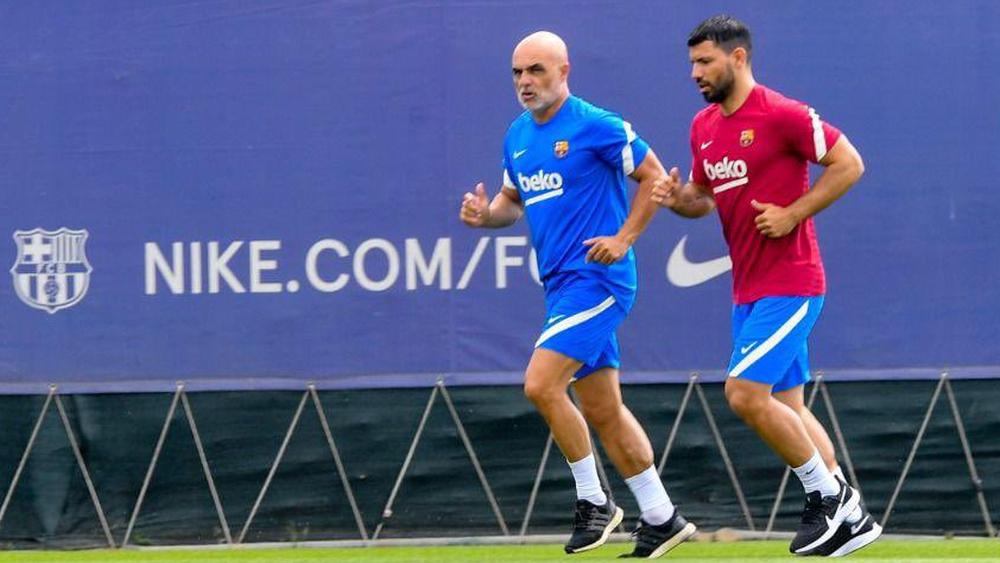 أغويرو "يقطع" عطلته ويبدأ التدرب مع برشلونة قبل الموعد المحدد