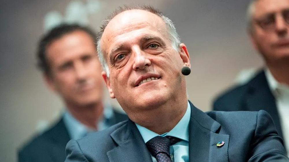 تيباس يسخر من "البيان المشترك" لبرشلونة ويوفنتوس وريال مدريد