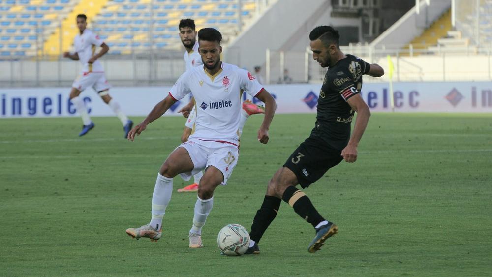 الوداد يواجه م. التطواني في كأس العرش.. الفريق الأحمر لاستكمال الطريق نحو "الثنائية المحلية" و"الماط" لمداواة جراح النزول للقسم الثاني