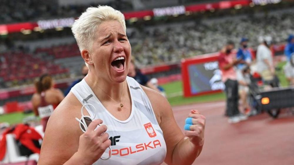 البولندية فلودارتشيك أول امرأة في التاريخ تفوز بـ3 ميداليات أولمبية "ذهبية" في منافسة واحدة