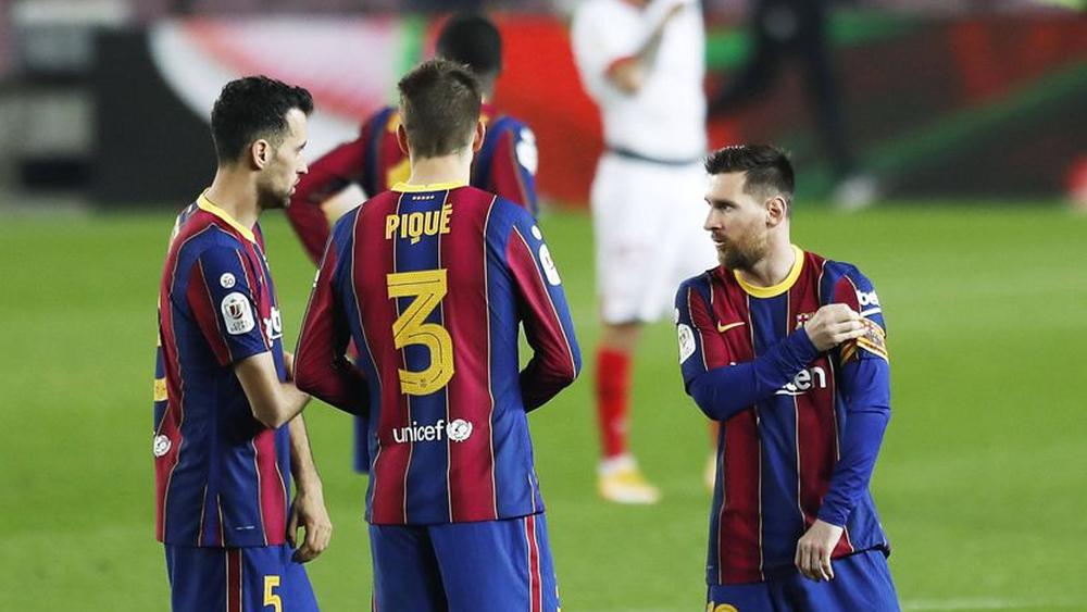 "رسالة وداع" من بوسكيتس لميسي: "جئت للنادي كطفل والآن أنت أفضل لاعب في العالم.. سنفتقدك"