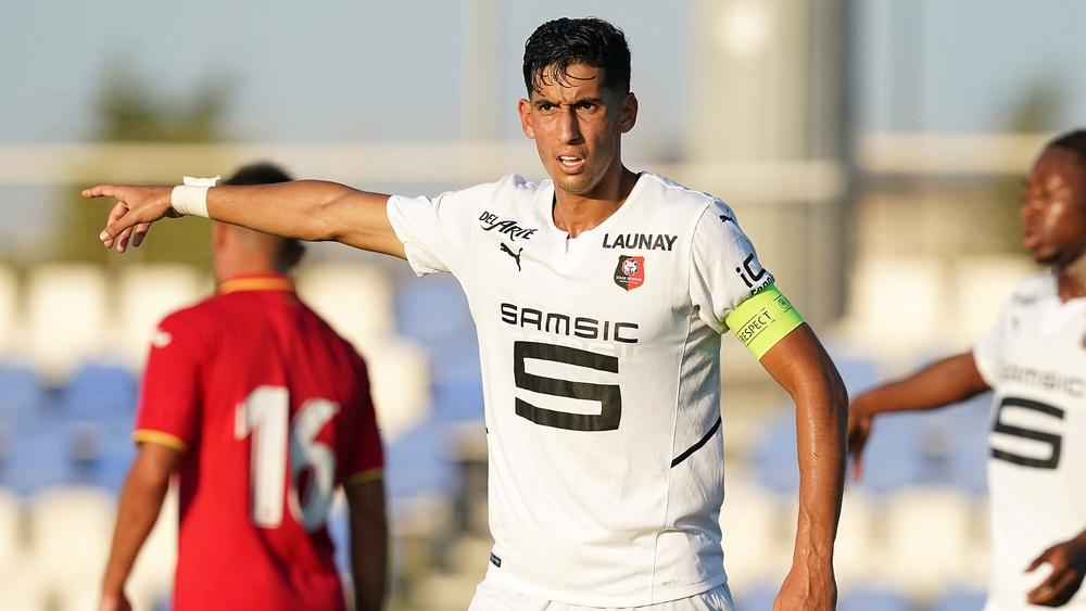 وست هام يتربّص بأكرد ويرصد 18 مليون يورو لاستقطابه