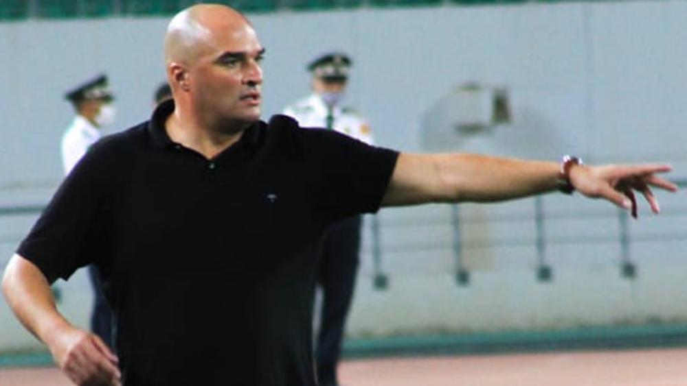 حسنية أكادير يحدد أضلاع عارضته الفنية بقيادة المدرب رضا حكم