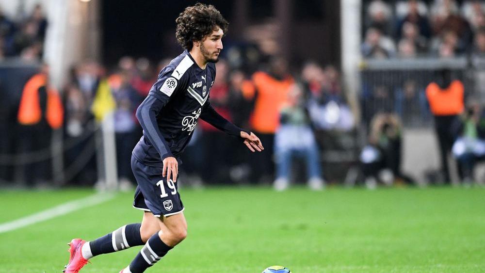 ميلان يواصل التسوق من الدوري الفرنسي ويُقدم عرضاً للجزائري الأصل "ياسين عدلي"