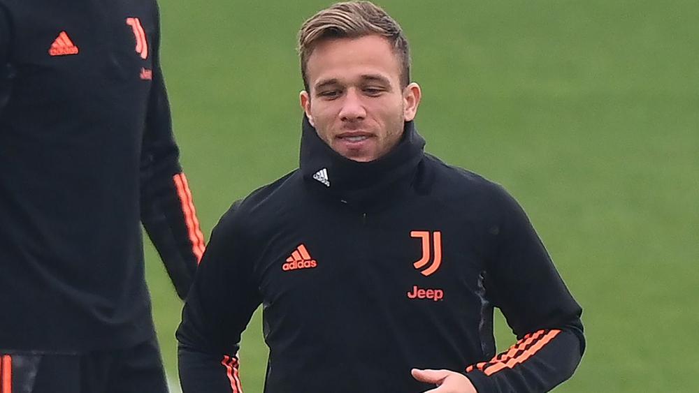 برشلونة رفض إعادة "آرتور ميلو" كجزء من صفقة ميراليم بيانيتش