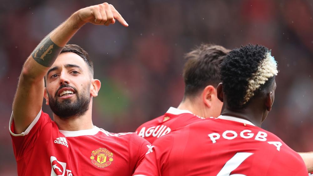 بسوبر هاتريك تمريرات حاسمة في مباراة واحدة.. بول بوجبا يدخل تاريخ مانشستر يونايتد